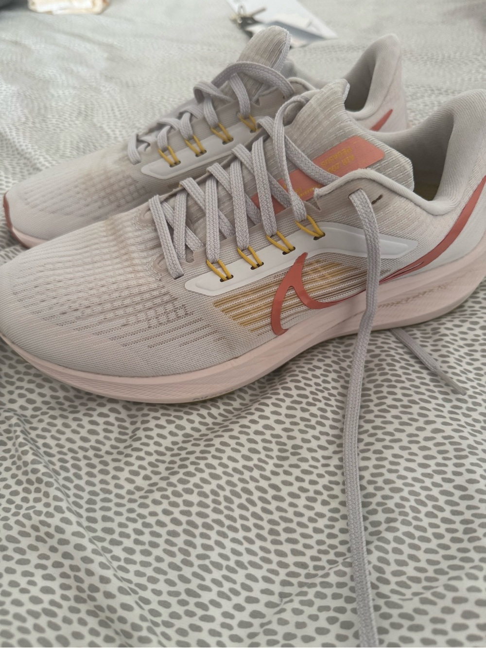 Nike Pegasus Women's Running Shoes with Coral Accent